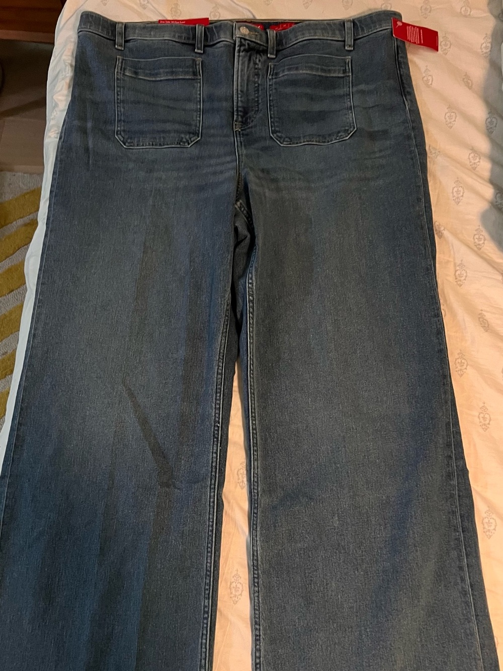 SPANXshape® Authentic 360
Mid-Rise Easy Flare Jeans with Patch Pockets
